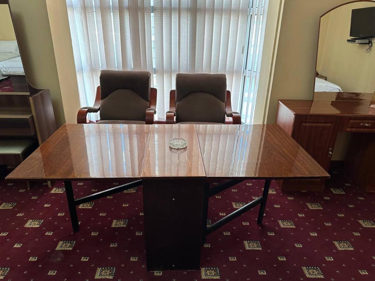Sarvar Dushanbe Ngoại thất bức ảnh