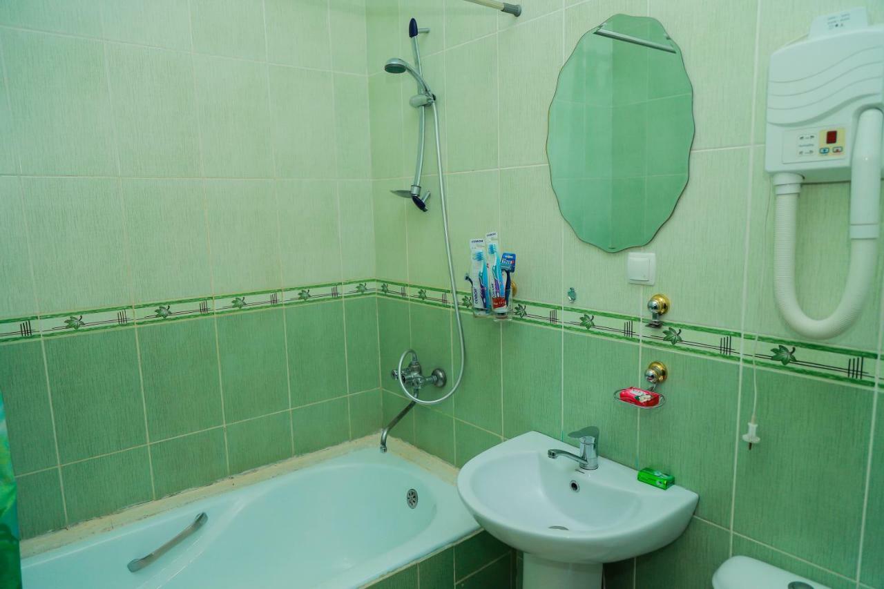 Sarvar Dushanbe Ngoại thất bức ảnh