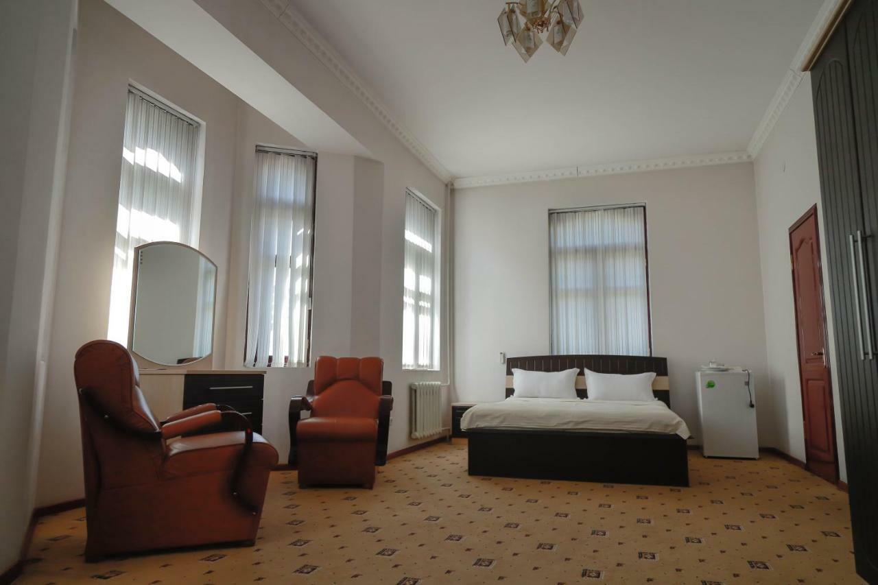 Sarvar Dushanbe Ngoại thất bức ảnh